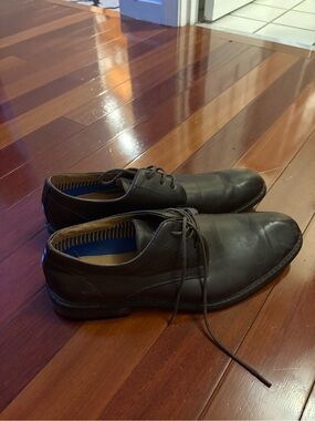 Classic Men's Brown Leather Lace-Up Dress Shoes
